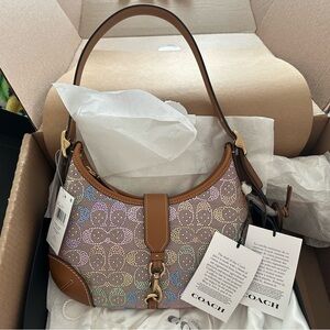 Coach Hamptons Hobo Bag In Crystal Signature Jacquard NWT